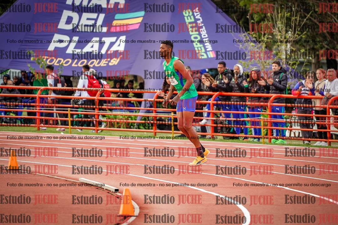 Fotos del salto en alto de varones - FINAL