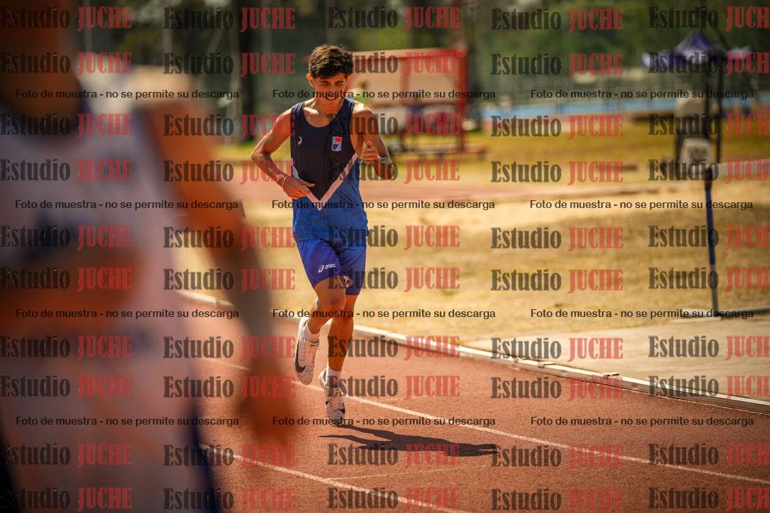 Fotos de los 400 m con vallas de varones