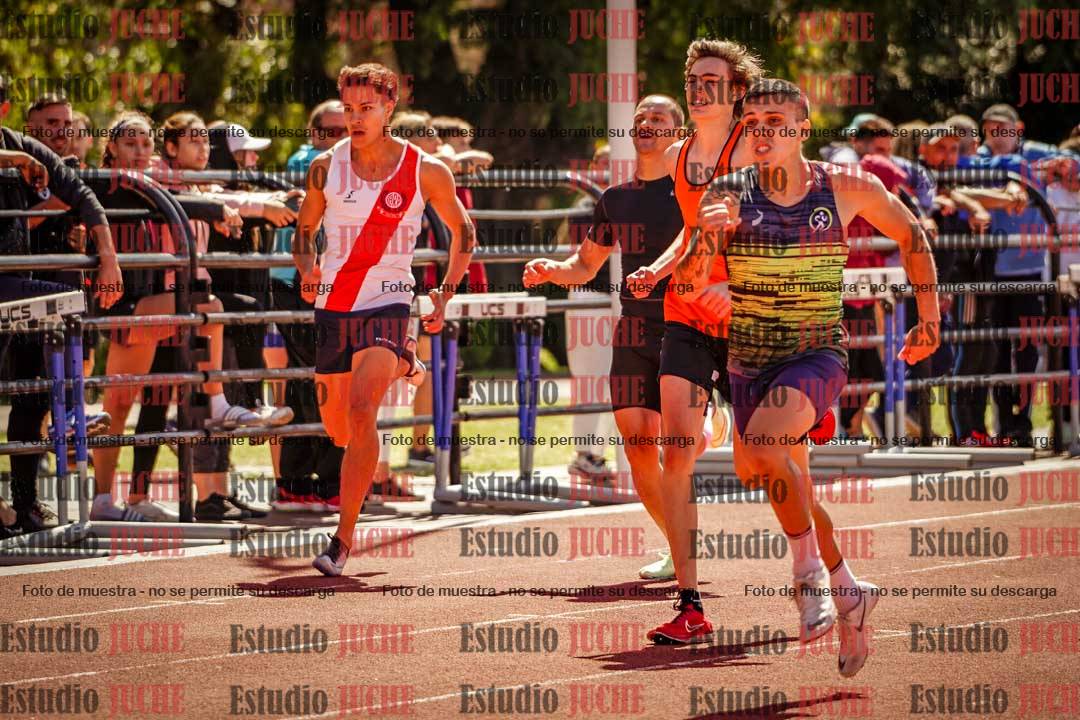 Fotos de los 400 m llanos de varones