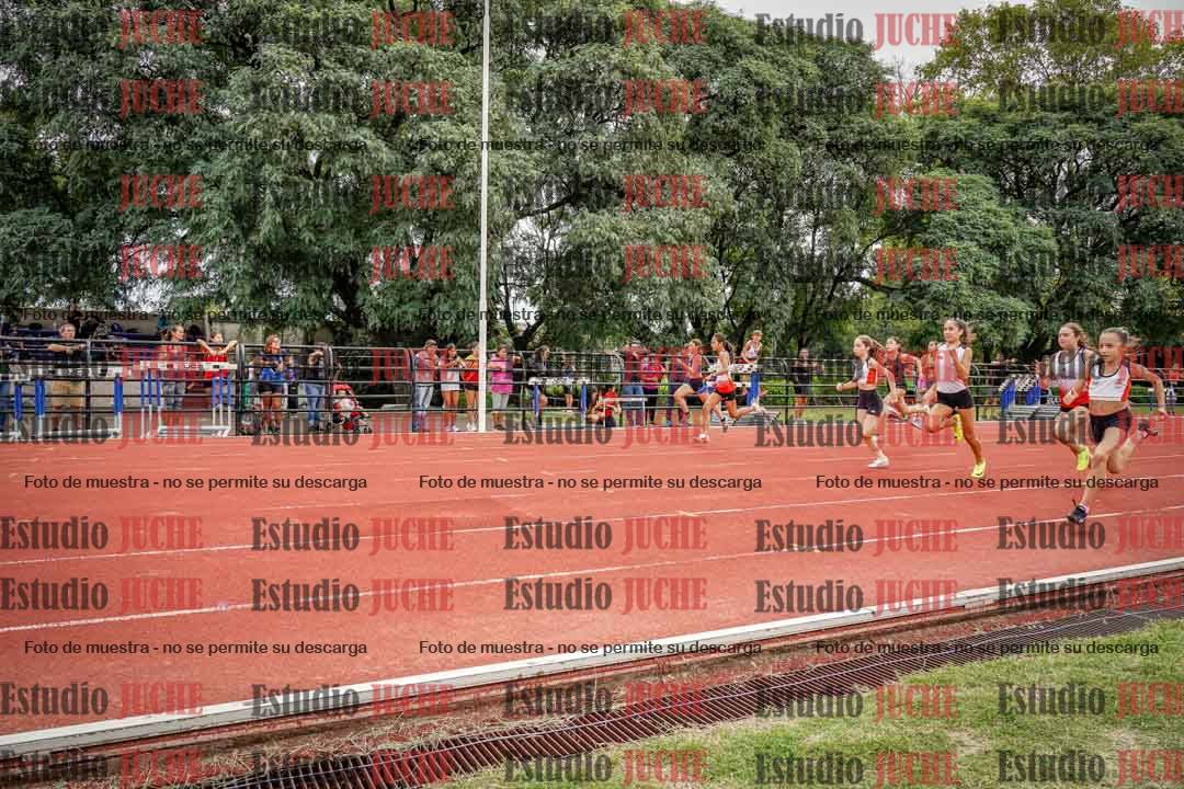 Fotos de los 80 m llanos de mujeres