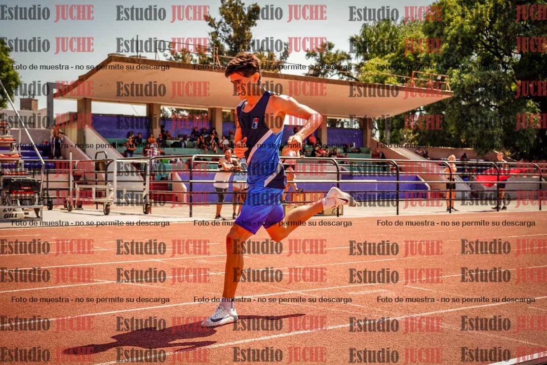 Fotos de los 400 m con vallas de varones