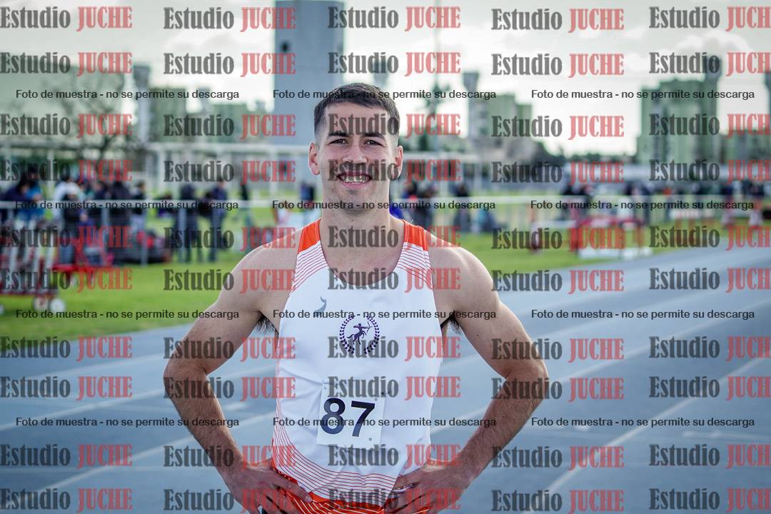 Fotos de los 800 m llanos de varones