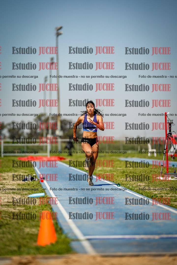 Fotos del salto en largo de mujeres - heptatlón 5