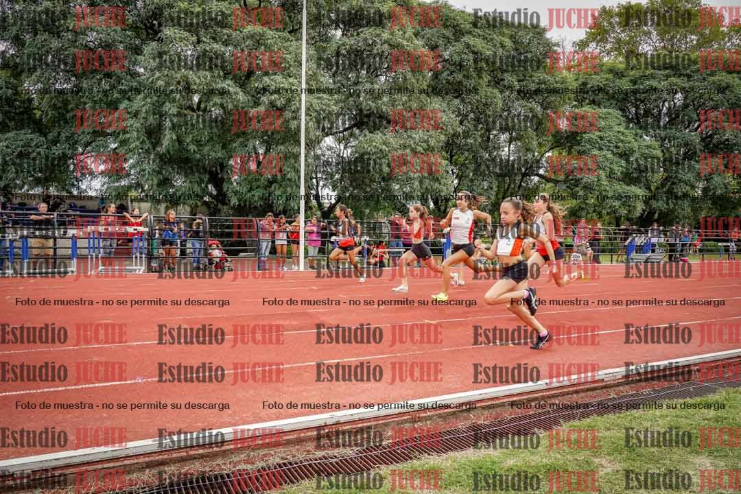 Fotos de los 80 m llanos de mujeres