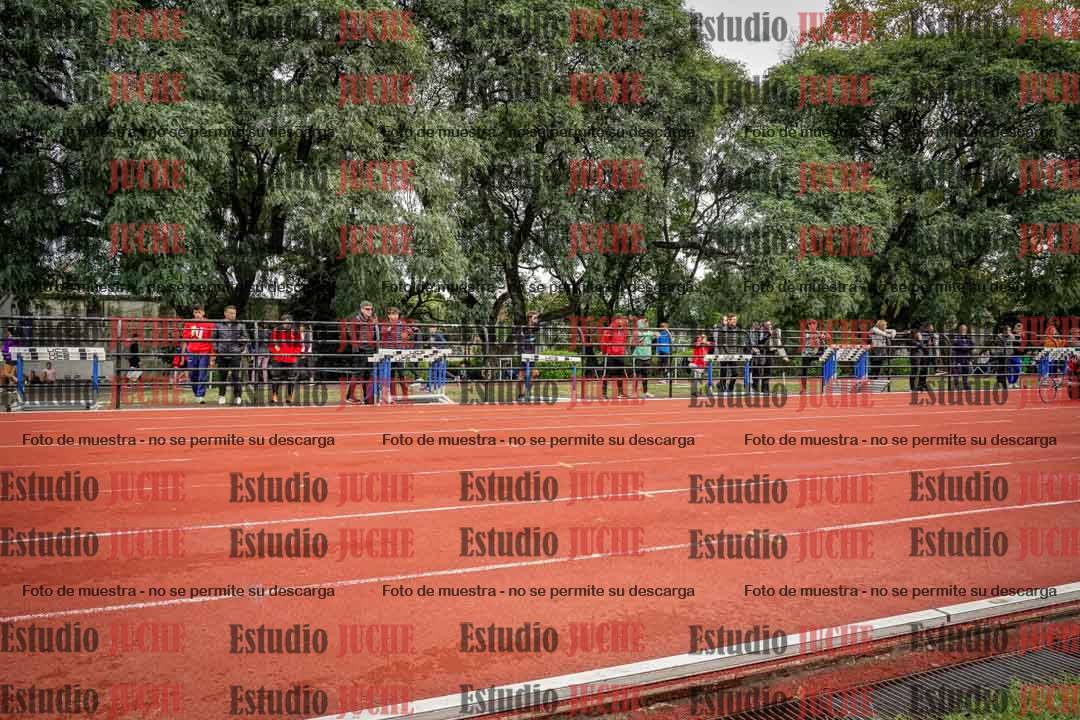 Fotos de los 100 m llanos de varones