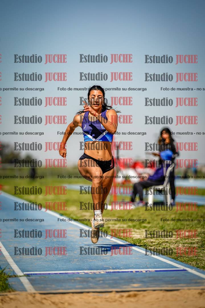 Fotos del salto en largo de mujeres - heptatlón 5