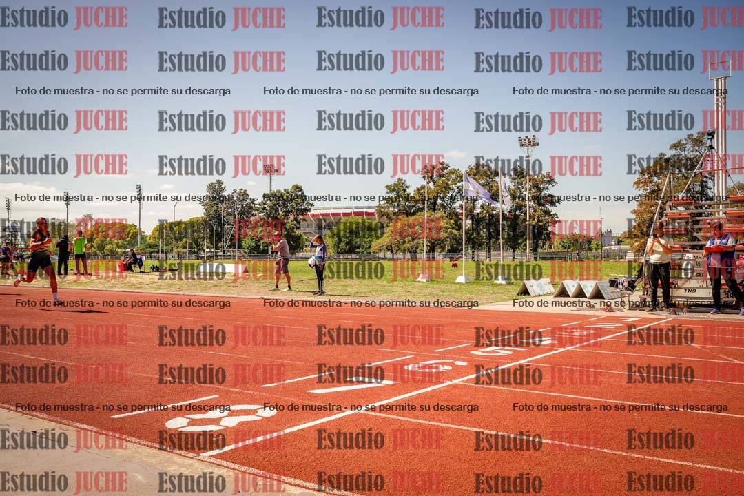 Fotos de los 400 m llanos de varones