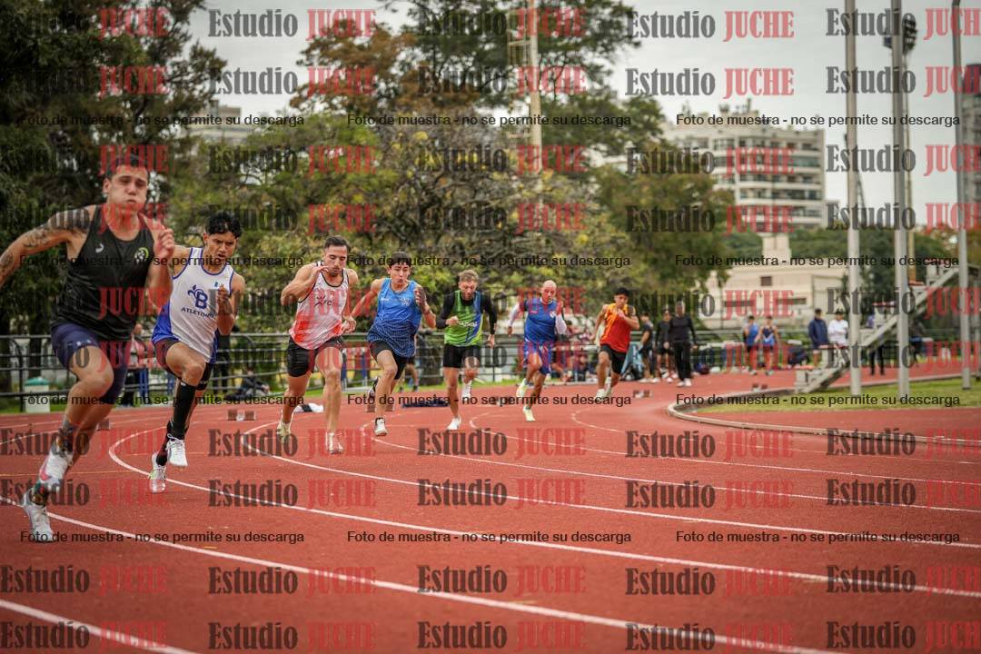 Fotos de los 200 m llanos de varones