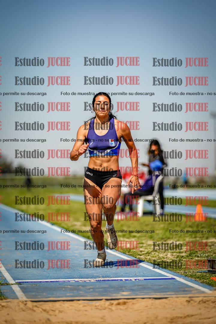 Fotos del salto en largo de mujeres - heptatlón 5