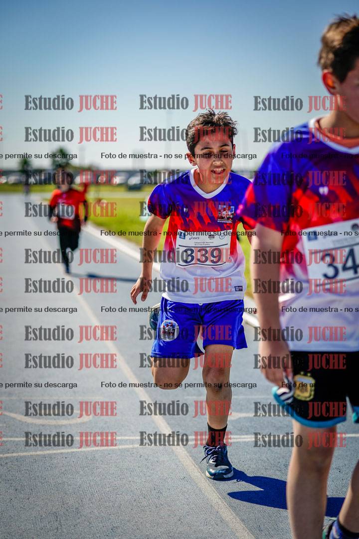 Fotos de los 1000 m llanos de varones
