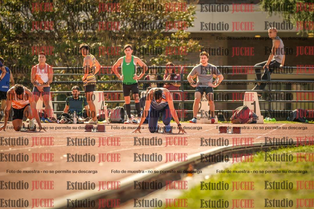 Fotos de los 100 m llanos de varones