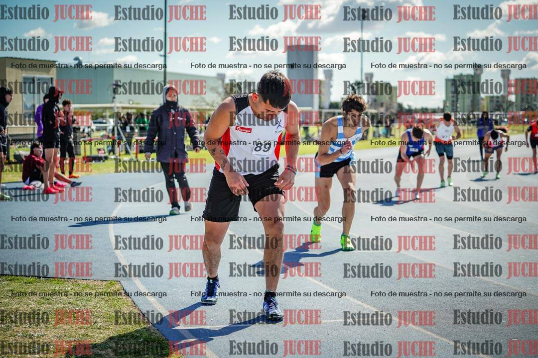 Fotos de los 800 m llanos de varones