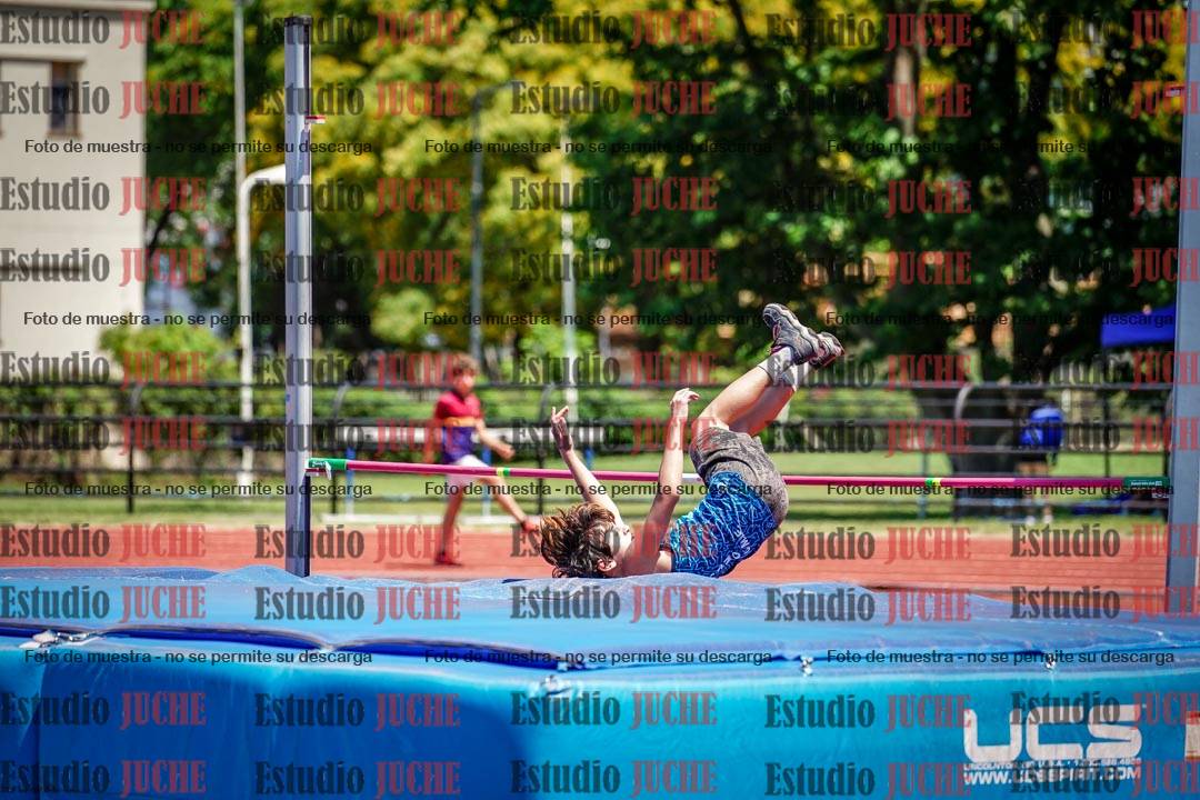 Fotos del salto en alto de varones