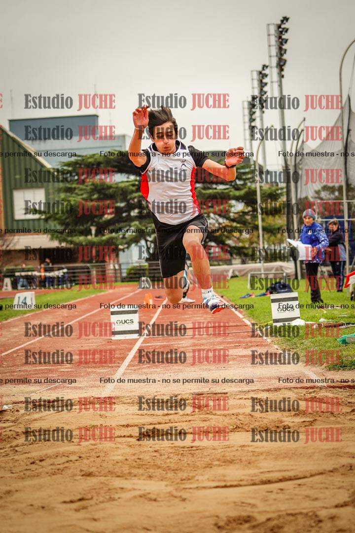 Fotos del salto triple de mujeres y varones - todas las tablas