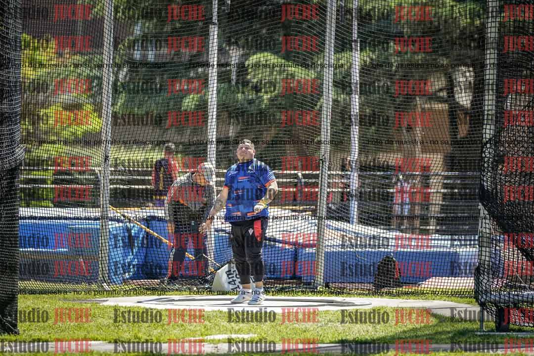 Fotos del lanzamiento de martillo de varones