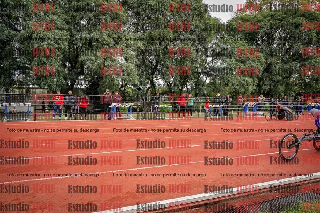 Fotos de los 100 m llanos de varones