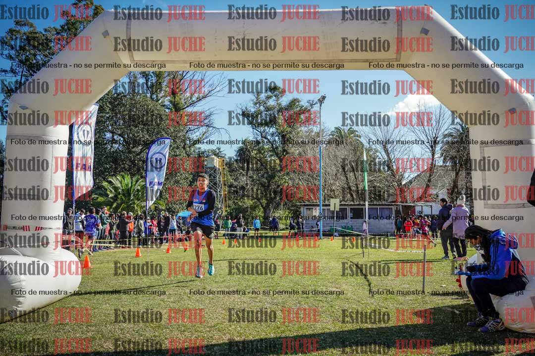 Fotos de la llegada del cross de 3000 m