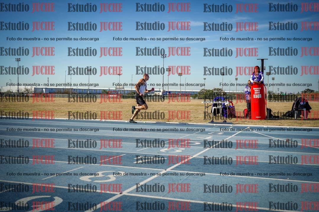 Fotos de los 400 m llanos de varones