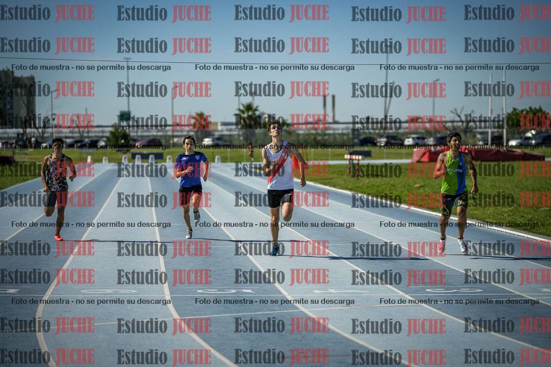 Fotos de los 400 m llanos de varones