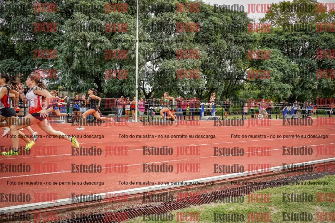 Fotos de los 80 m llanos de mujeres