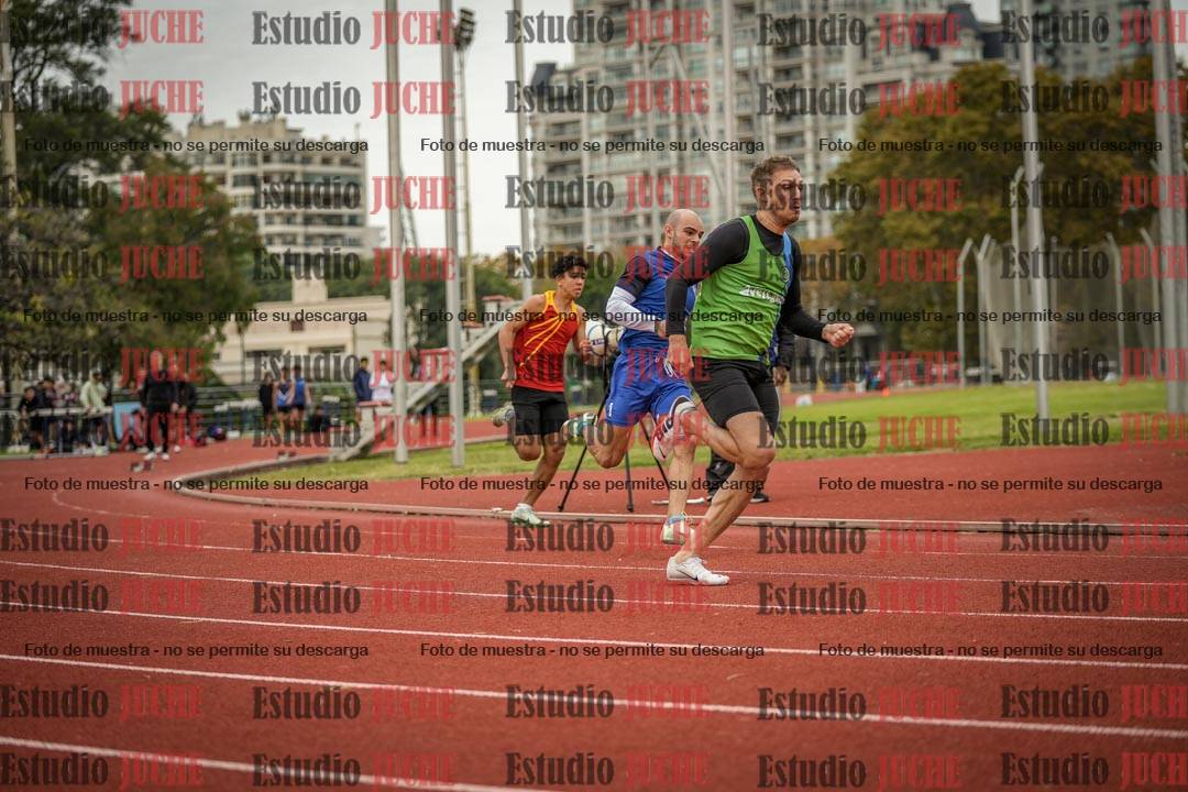 Fotos de los 200 m llanos de varones