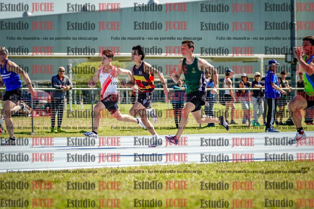 Fotos de los 100 m llanos de varones