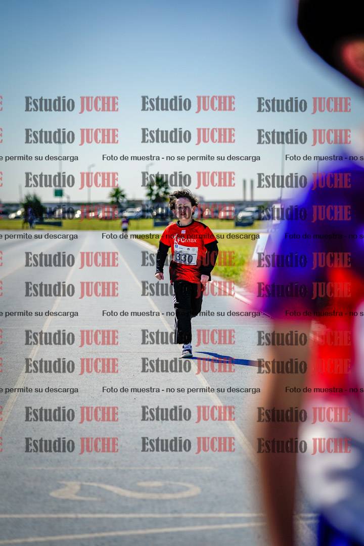 Fotos de los 1000 m llanos de varones