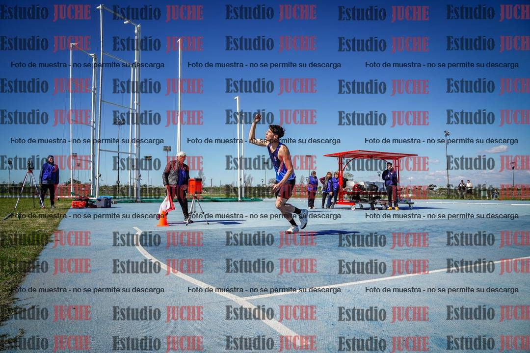 Fotos del lanzamiento de jabalina de varones