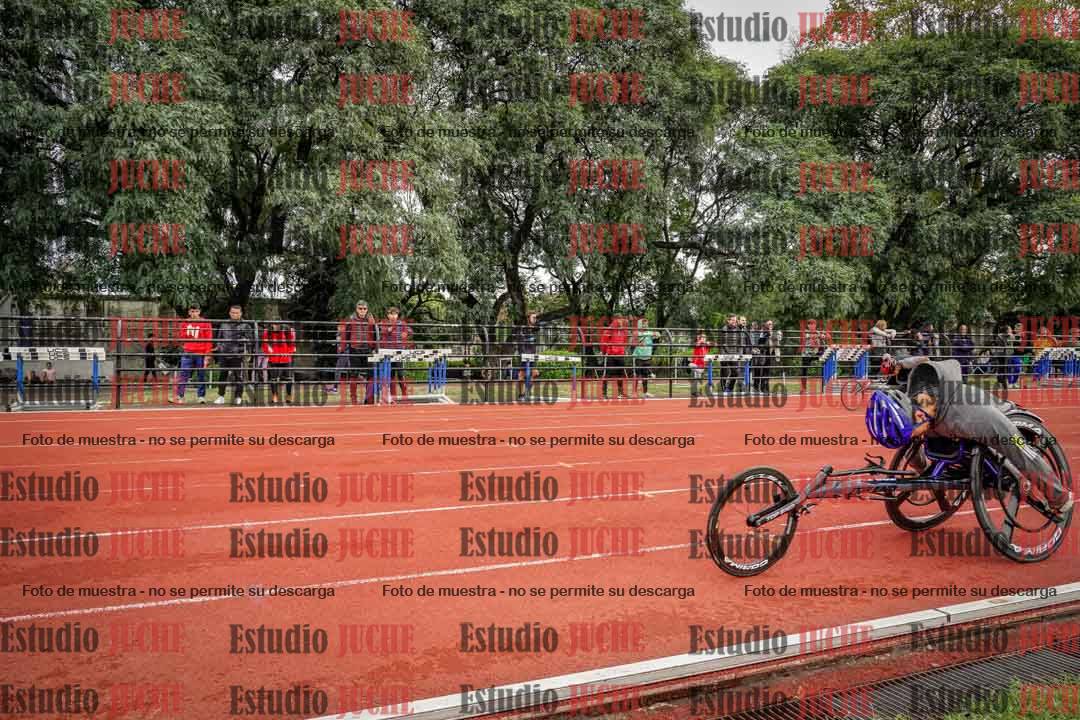 Fotos de los 100 m llanos de varones