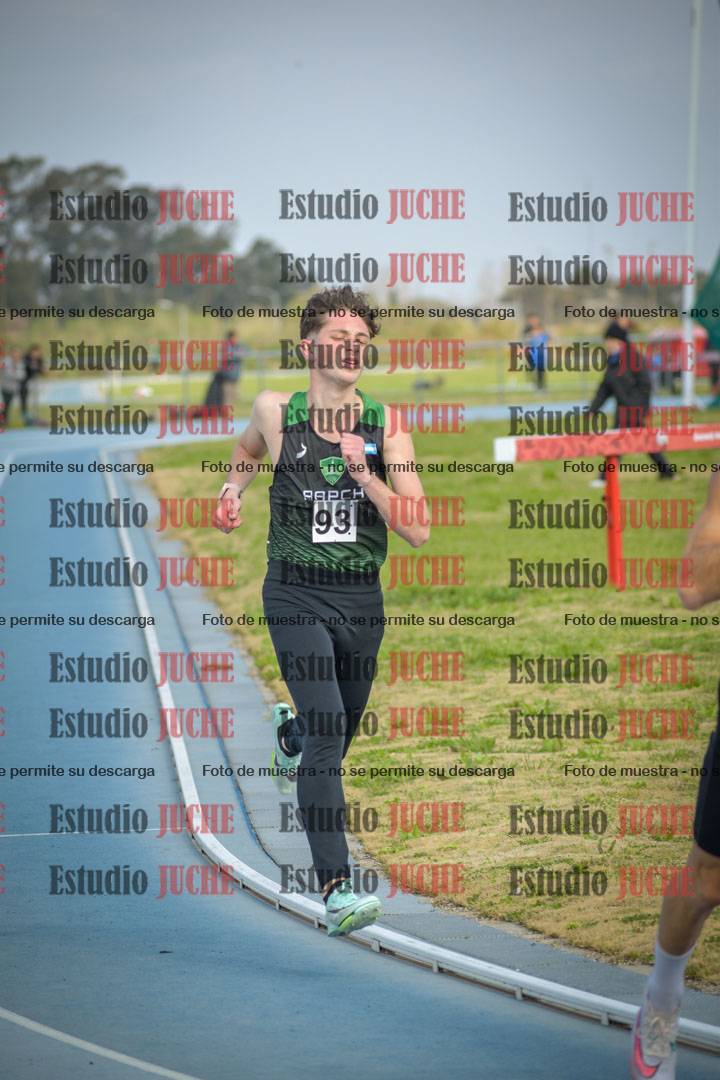 Fotos de los 800 m llanos de varones