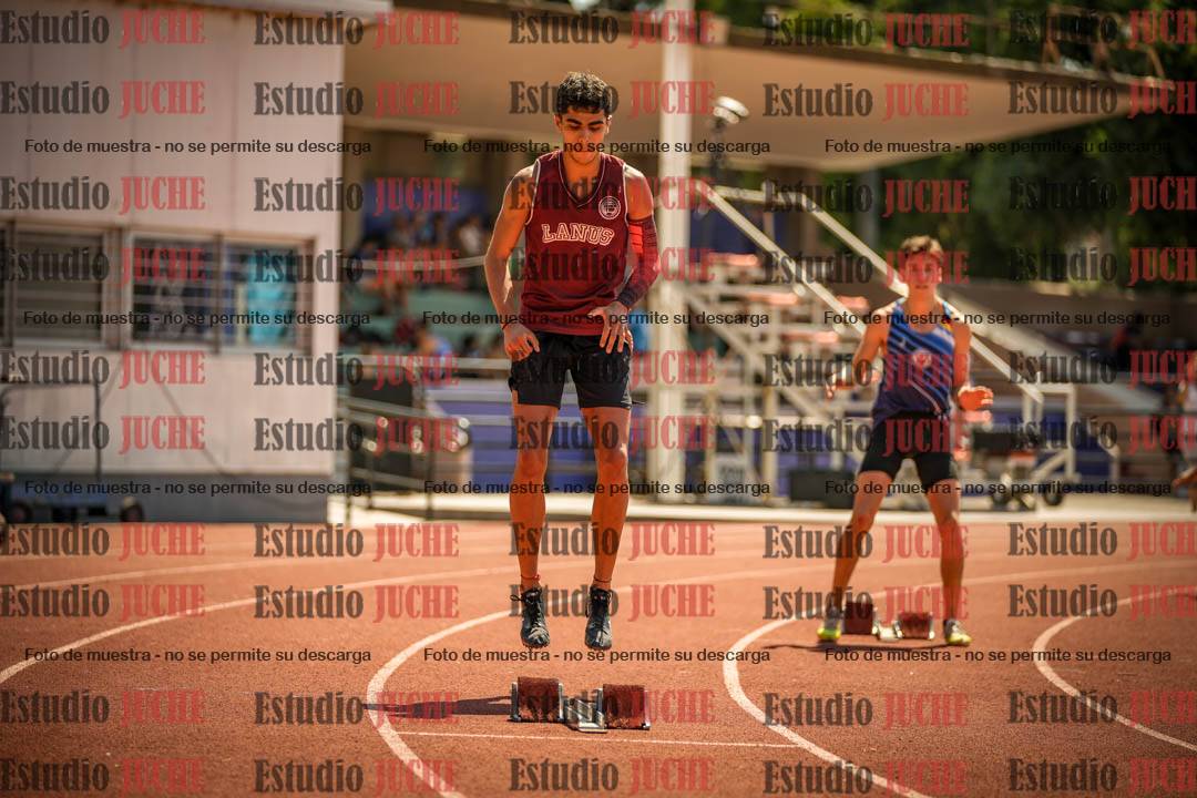 Fotos de los 400 m con vallas de varones