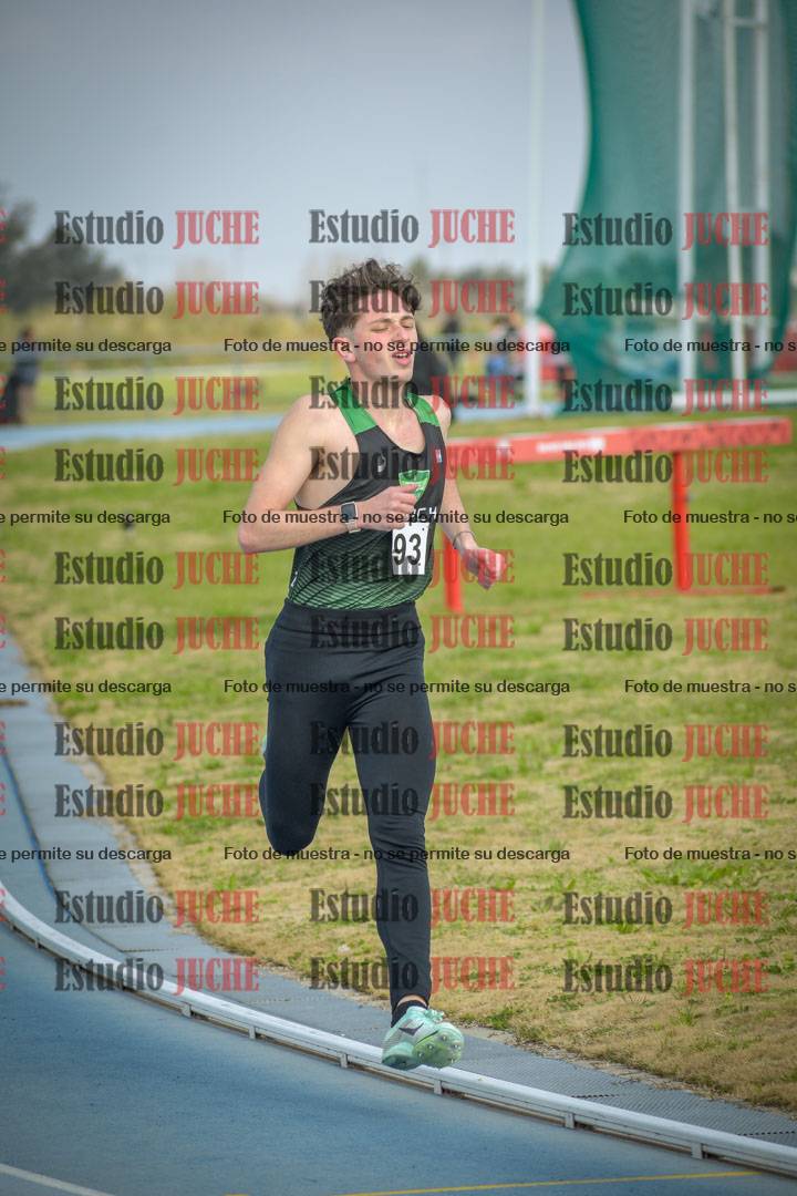 Fotos de los 800 m llanos de varones