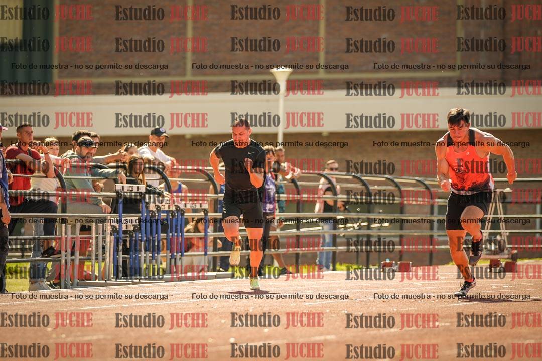 Fotos de los 100 m llanos de varones