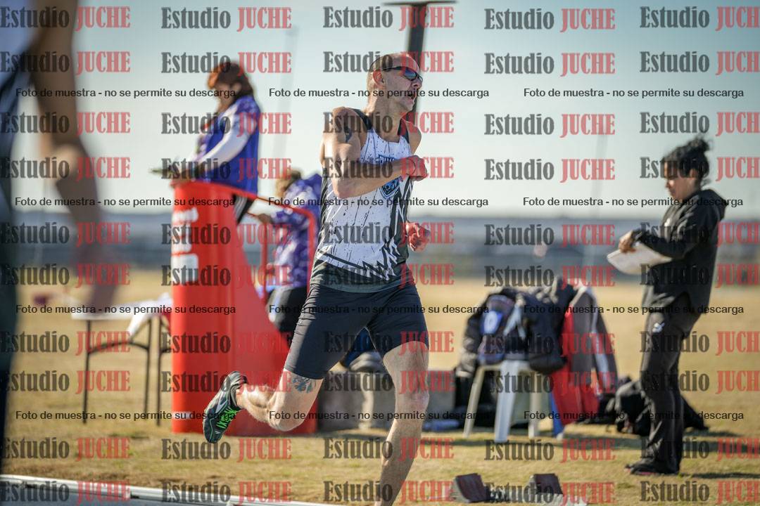 Fotos de los 400 m llanos de varones