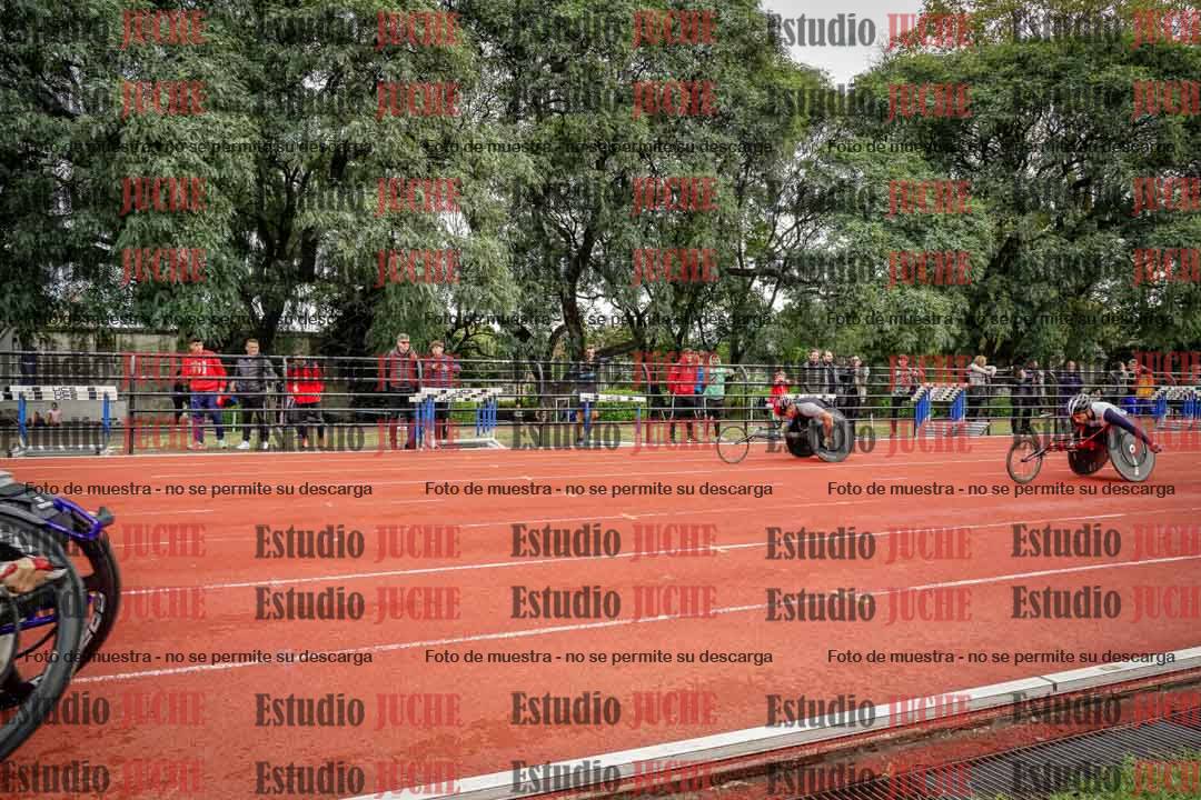 Fotos de los 100 m llanos de varones