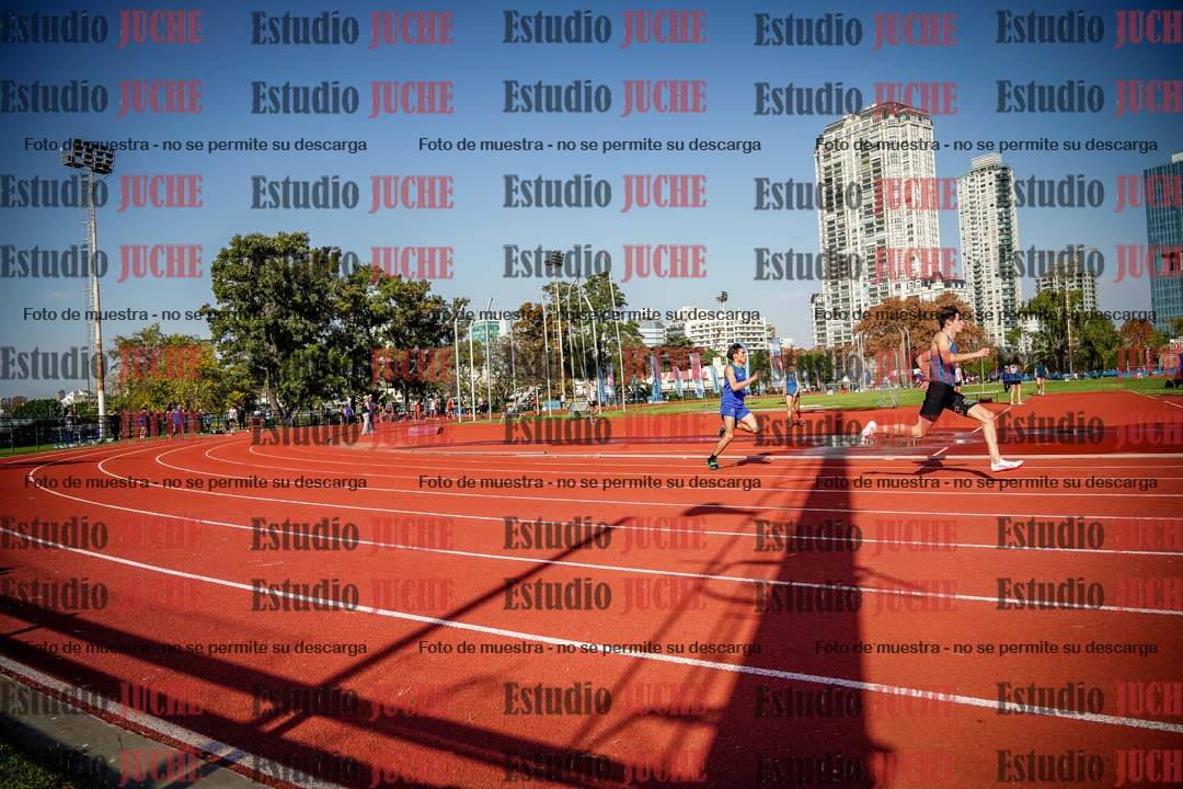 Fotos de los 200 m llanos de varones