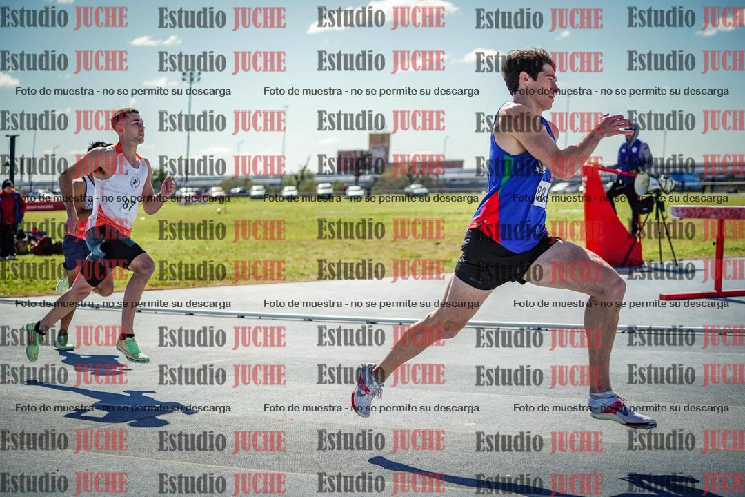 Fotos de los 800 m llanos de varones