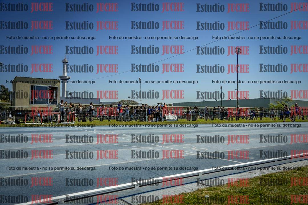 Fotos de los 100 m llanos de varones