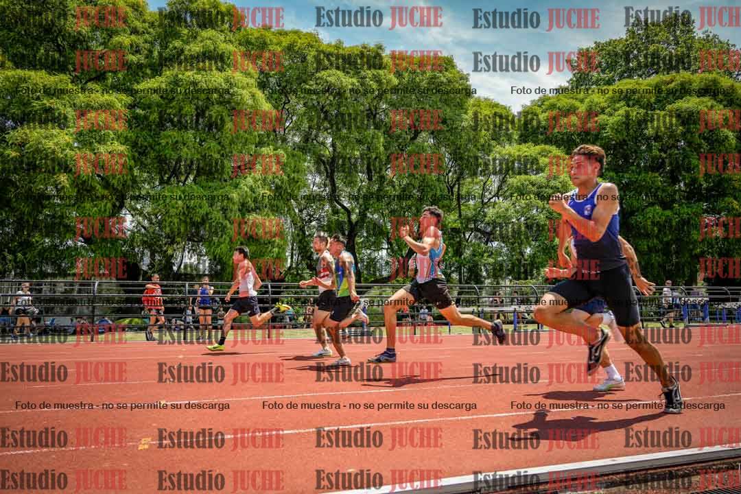 Fotos de los 100 m llanos de varones