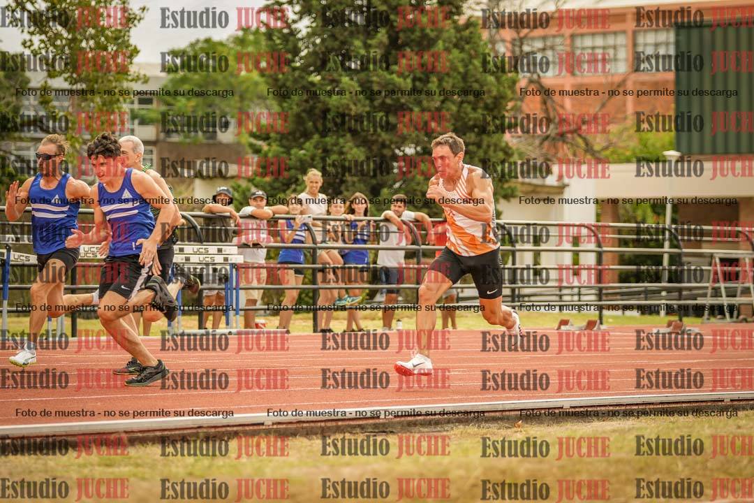 Fotos de los 100 m llanos de varones