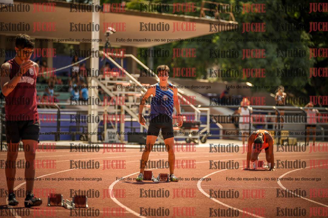 Fotos de los 400 m con vallas de varones