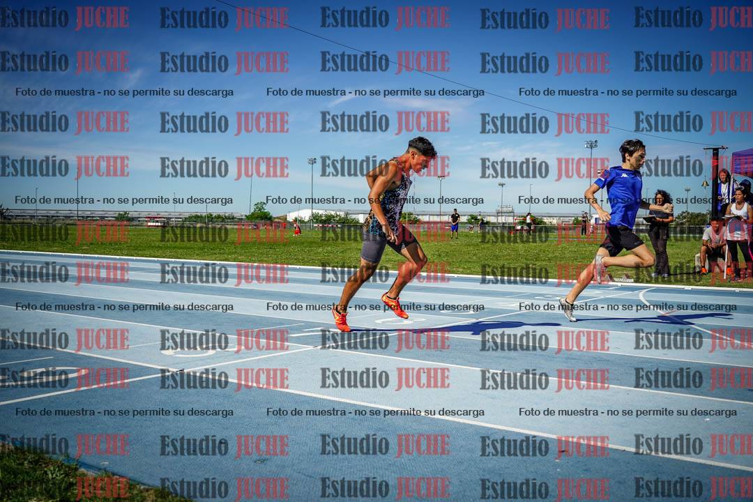 Fotos de los 400 m llanos de varones