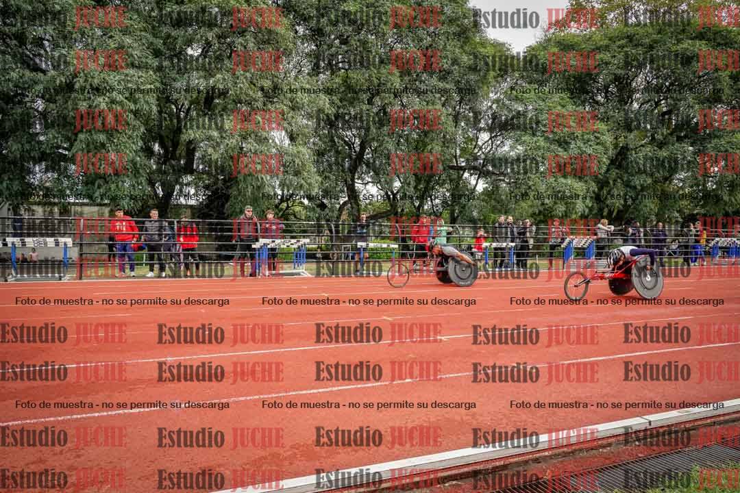 Fotos de los 100 m llanos de varones