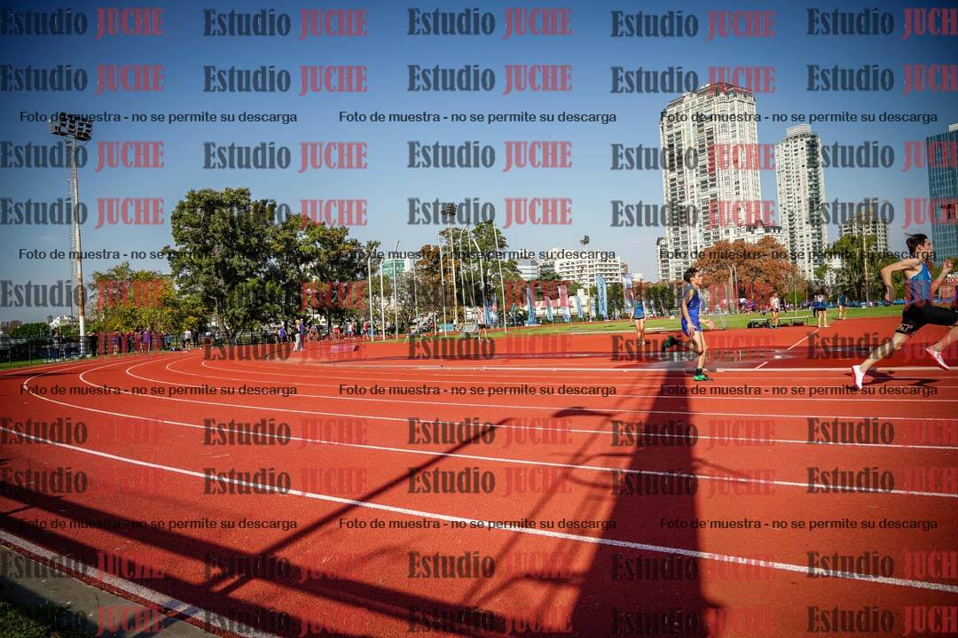 Fotos de los 200 m llanos de varones