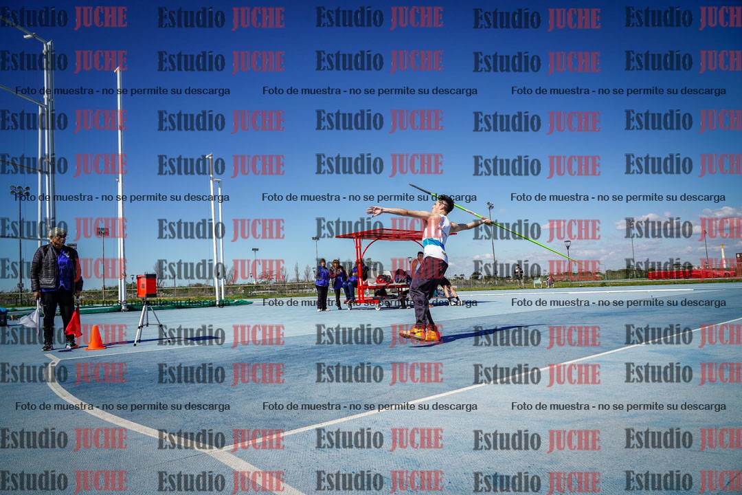 Fotos del lanzamiento de jabalina de varones