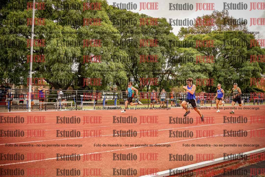 Fotos de los 100 m llanos de varones