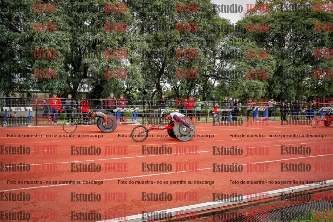 Fotos de los 100 m llanos de varones