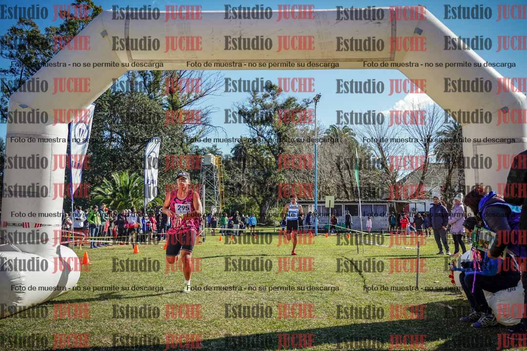 Fotos de la llegada del cross de 3000 m