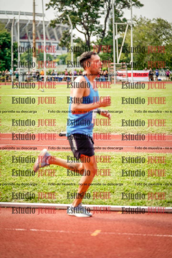 Fotos de los 3000 m llanos de varones