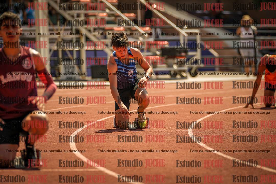 Fotos de los 400 m con vallas de varones